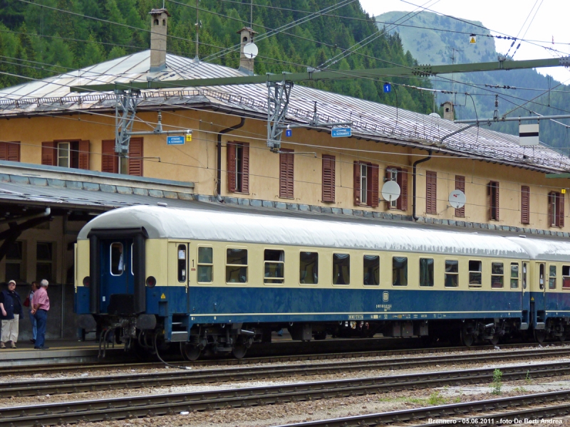 Clicca per vedere l'immagine alla massima grandezza