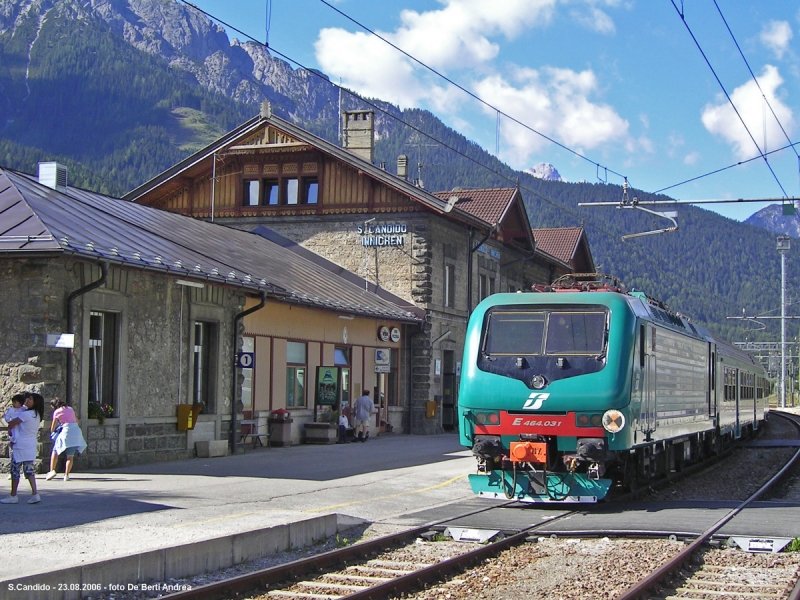 Clicca per vedere l'immagine alla massima grandezza