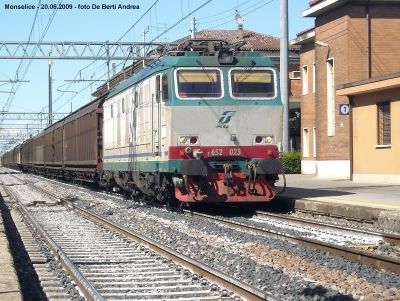 Clicca per vedere l'immagine alla massima grandezza