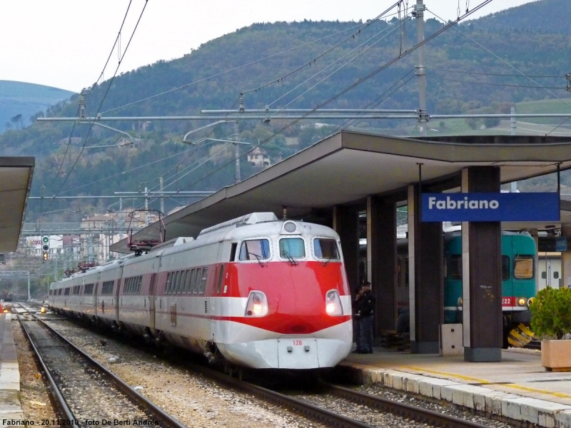 Clicca per vedere l'immagine alla massima grandezza