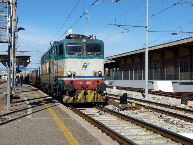 Clicca per vedere l'immagine alla massima grandezza