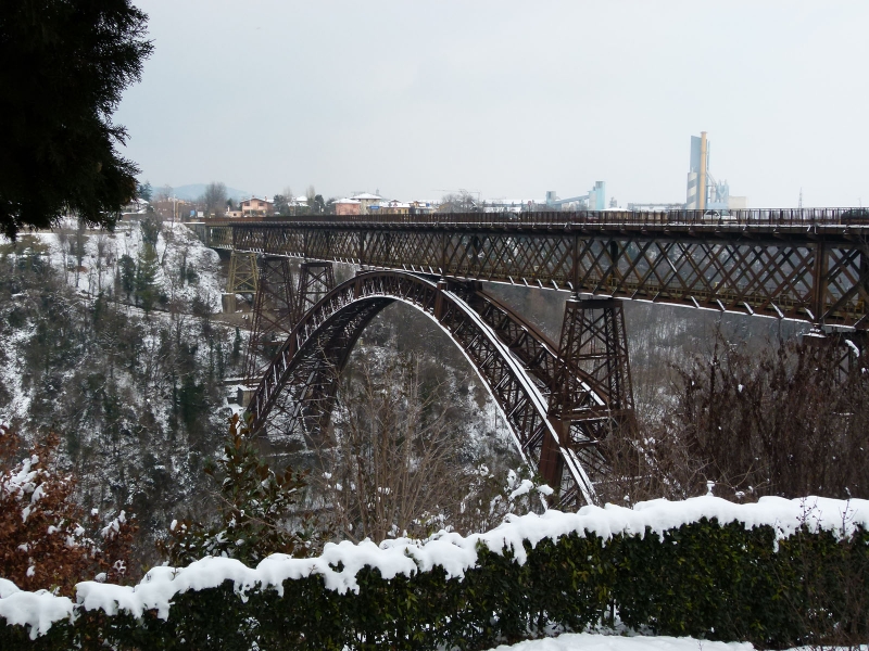 Clicca per vedere l'immagine alla massima grandezza