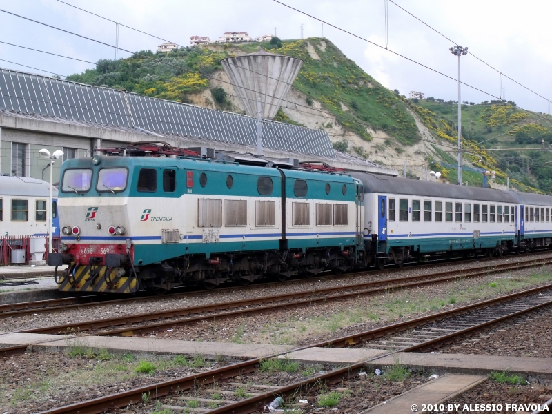 Clicca per vedere l'immagine alla massima grandezza