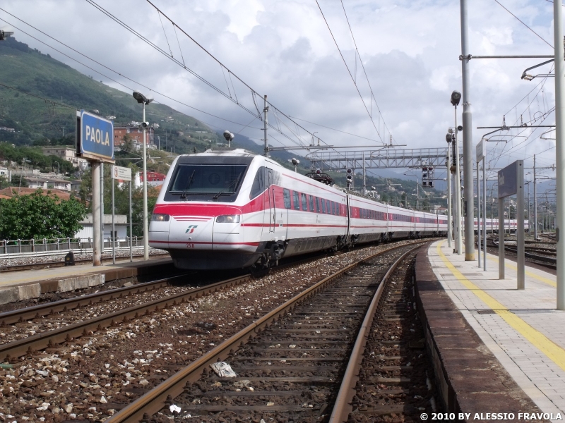 Clicca per vedere l'immagine alla massima grandezza