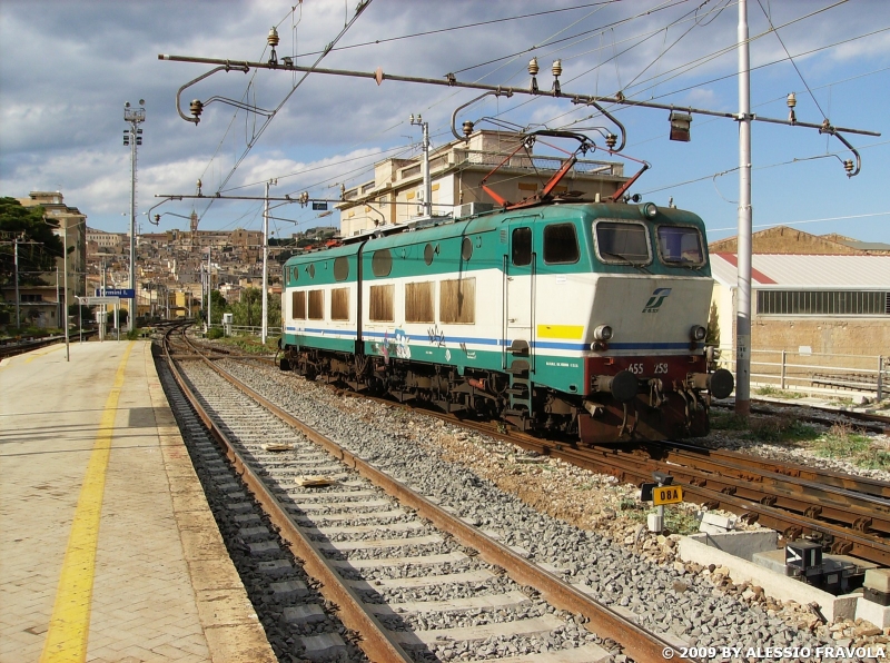 Clicca per vedere l'immagine alla massima grandezza