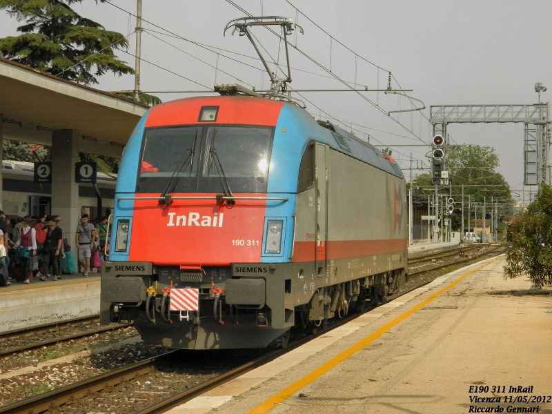 Clicca per vedere l'immagine alla massima grandezza