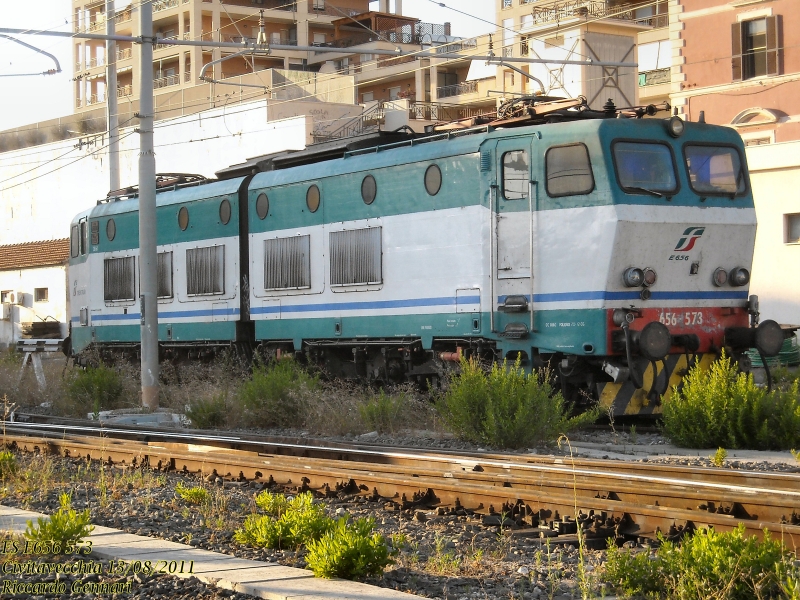 Clicca per vedere l'immagine alla massima grandezza