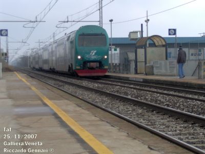 Clicca per vedere l'immagine alla massima grandezza