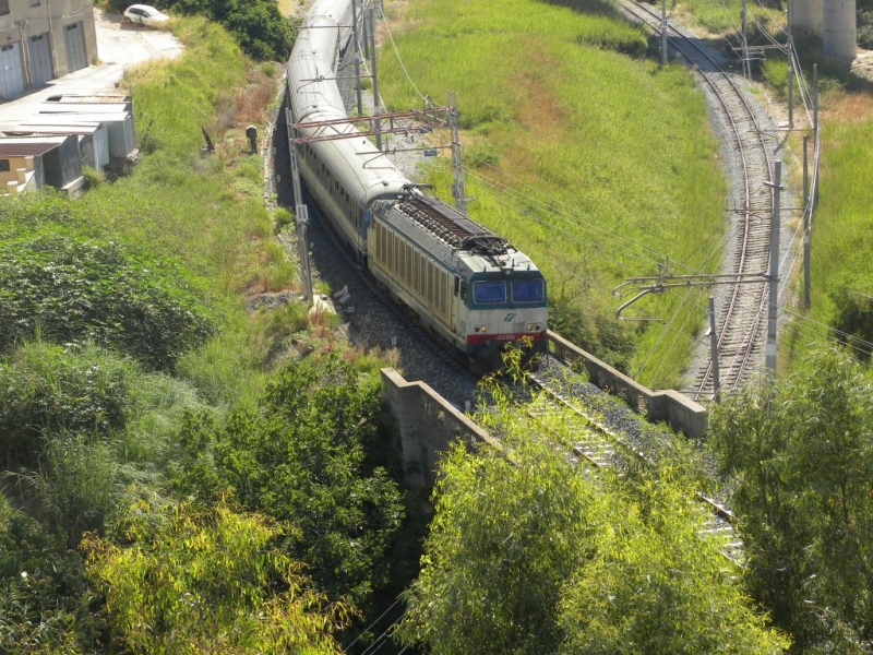 Clicca per vedere l'immagine alla massima grandezza