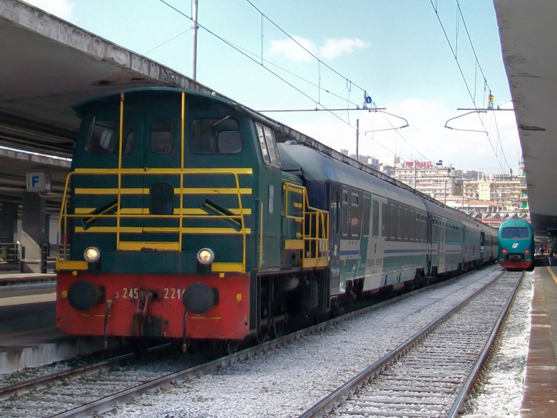 Clicca per vedere l'immagine alla massima grandezza