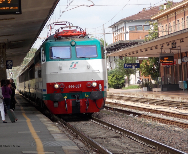 Clicca per vedere l'immagine alla massima grandezza