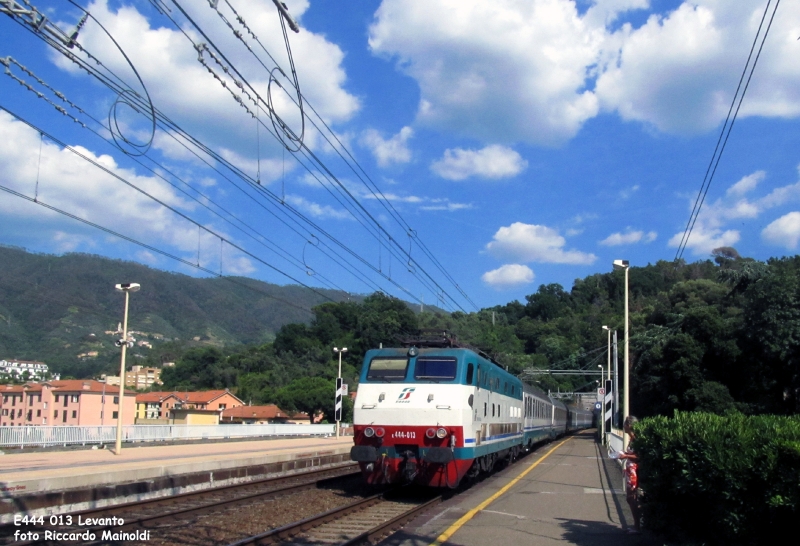 Clicca per vedere l'immagine alla massima grandezza