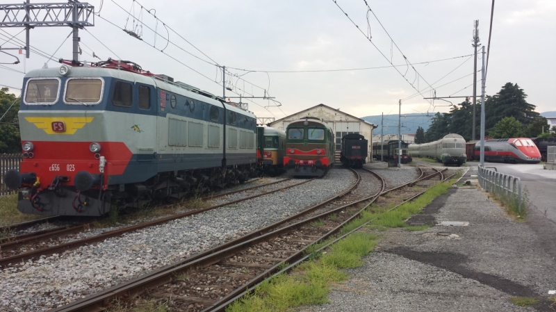 Clicca per vedere l'immagine alla massima grandezza