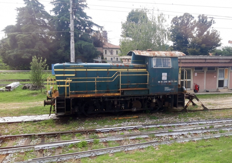 Clicca per vedere l'immagine alla massima grandezza