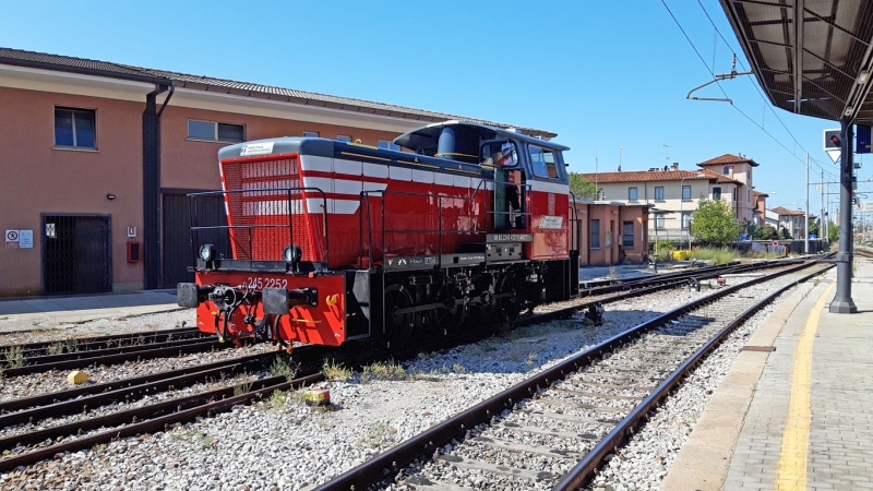 Clicca per vedere l'immagine alla massima grandezza