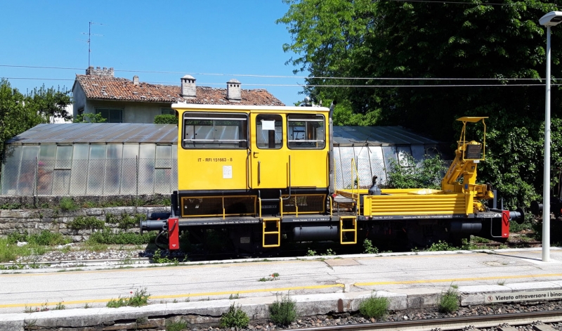 Clicca per vedere l'immagine alla massima grandezza