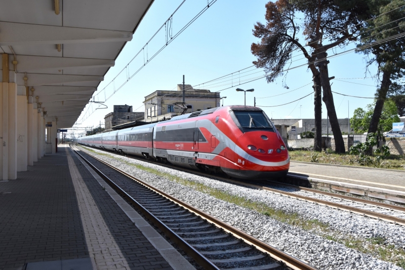 Clicca per vedere l'immagine alla massima grandezza