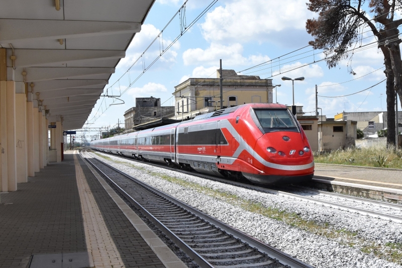 Clicca per vedere l'immagine alla massima grandezza