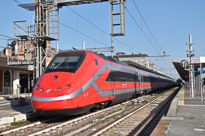Clicca per vedere l'immagine alla massima grandezza
