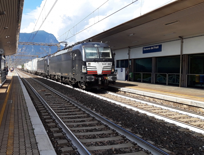 Clicca per vedere l'immagine alla massima grandezza