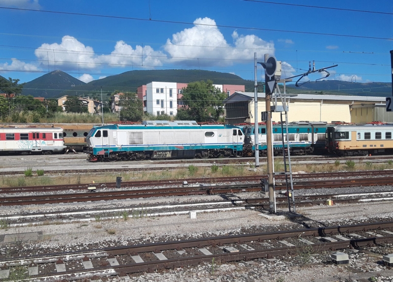Clicca per vedere l'immagine alla massima grandezza
