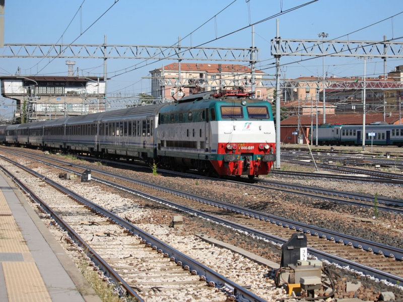 Clicca per vedere l'immagine alla massima grandezza