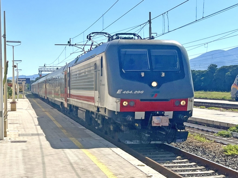 Clicca per vedere l'immagine alla massima grandezza