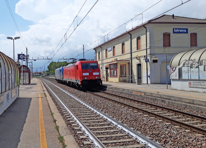 Clicca per vedere l'immagine alla massima grandezza