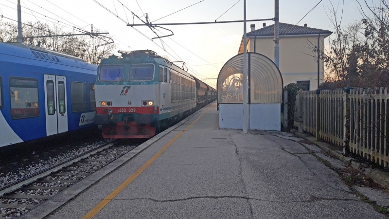 Clicca per vedere l'immagine alla massima grandezza