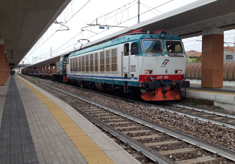 Clicca per vedere l'immagine alla massima grandezza