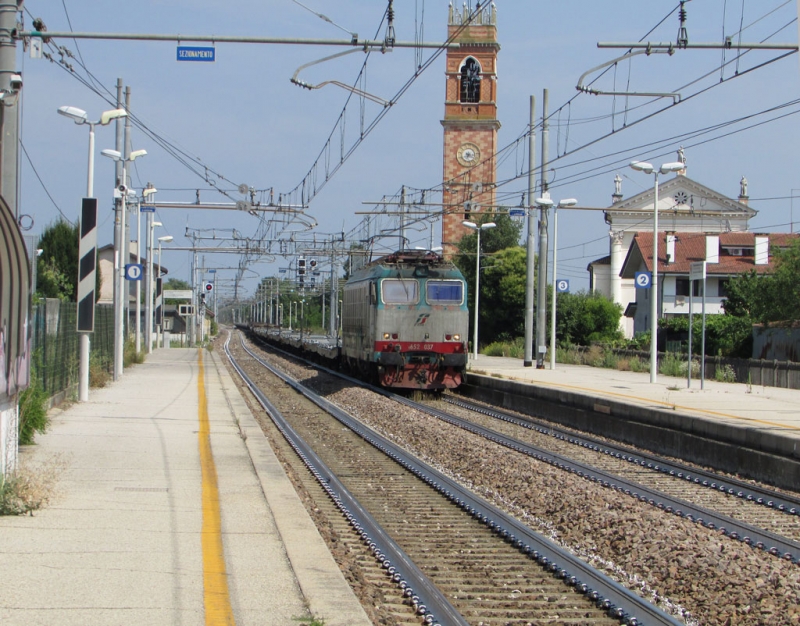 Clicca per vedere l'immagine alla massima grandezza