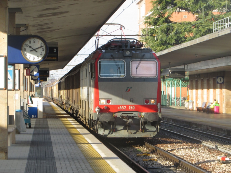 Clicca per vedere l'immagine alla massima grandezza