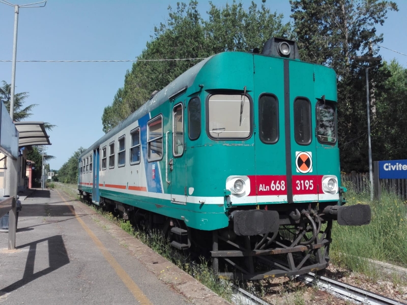 Clicca per vedere l'immagine alla massima grandezza