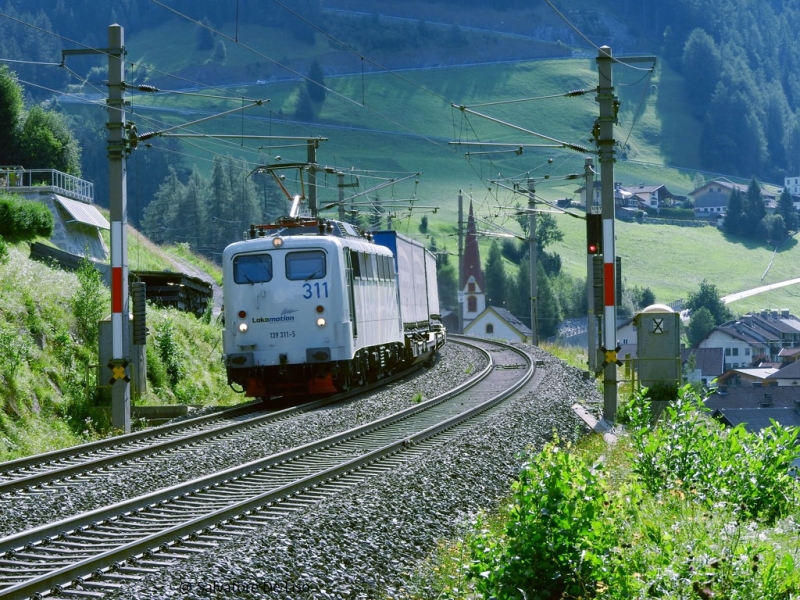 Clicca per vedere l'immagine alla massima grandezza