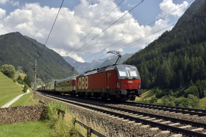 Clicca per vedere l'immagine alla massima grandezza