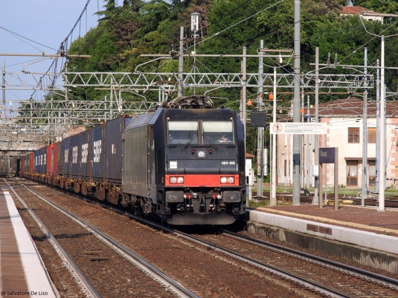 Clicca per vedere l'immagine alla massima grandezza