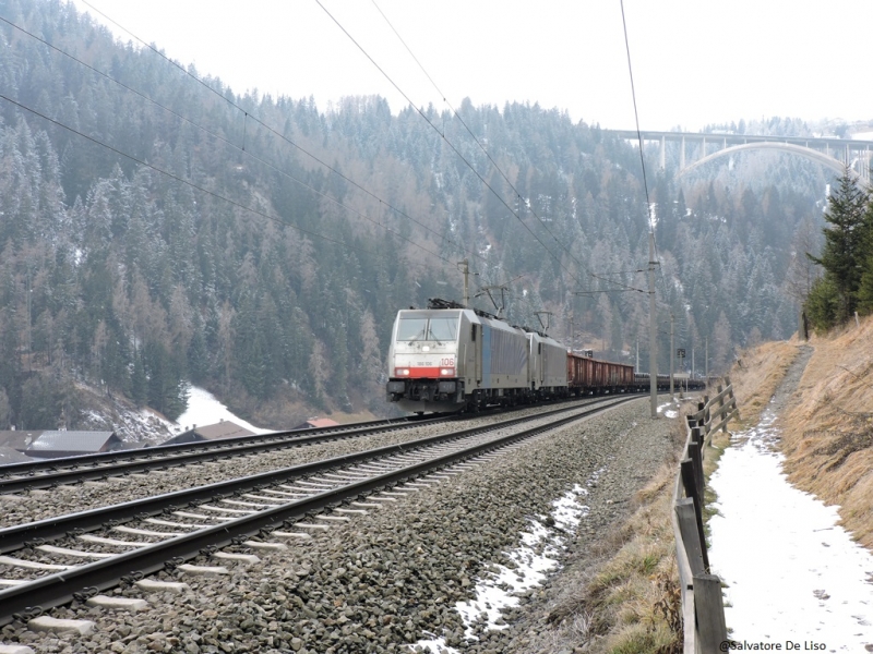 Clicca per vedere l'immagine alla massima grandezza