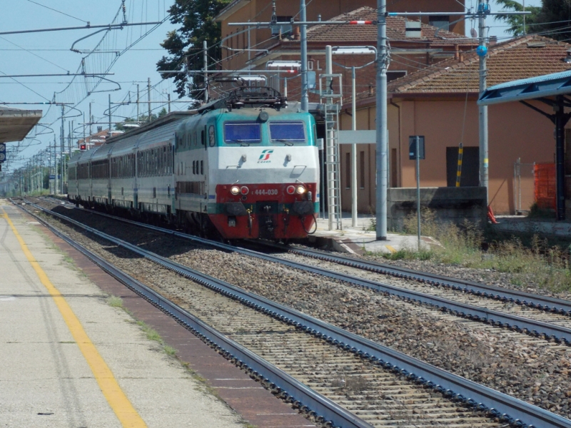 Clicca per vedere l'immagine alla massima grandezza