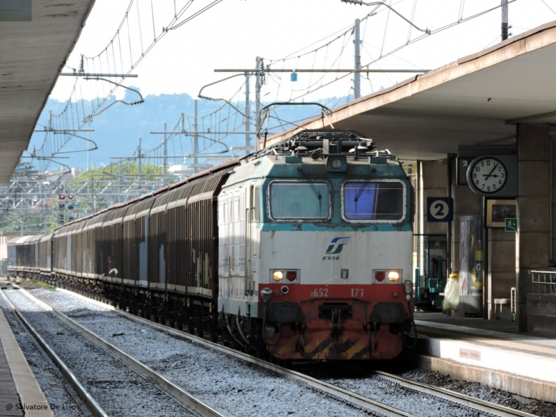 Clicca per vedere l'immagine alla massima grandezza