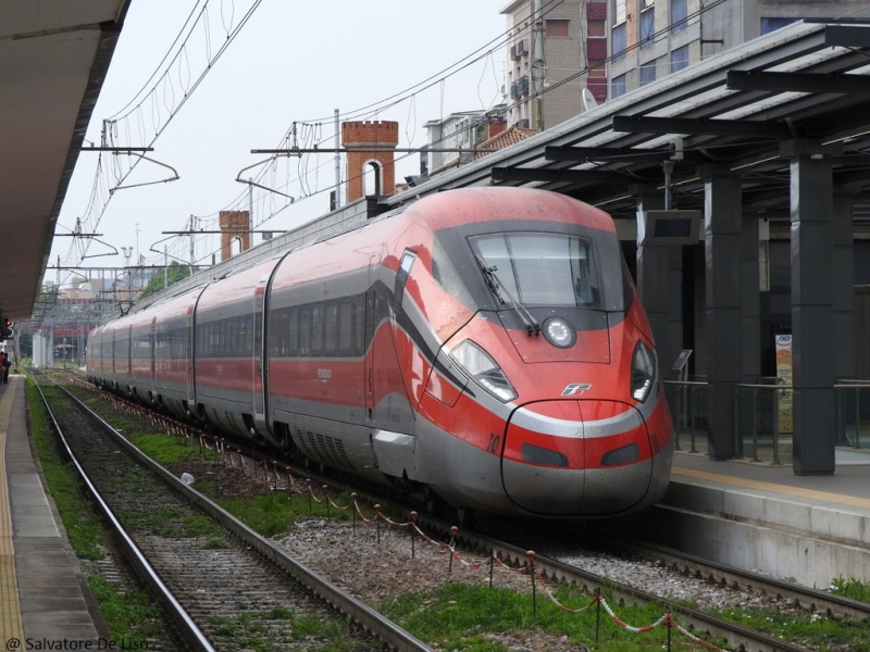 Clicca per vedere l'immagine alla massima grandezza