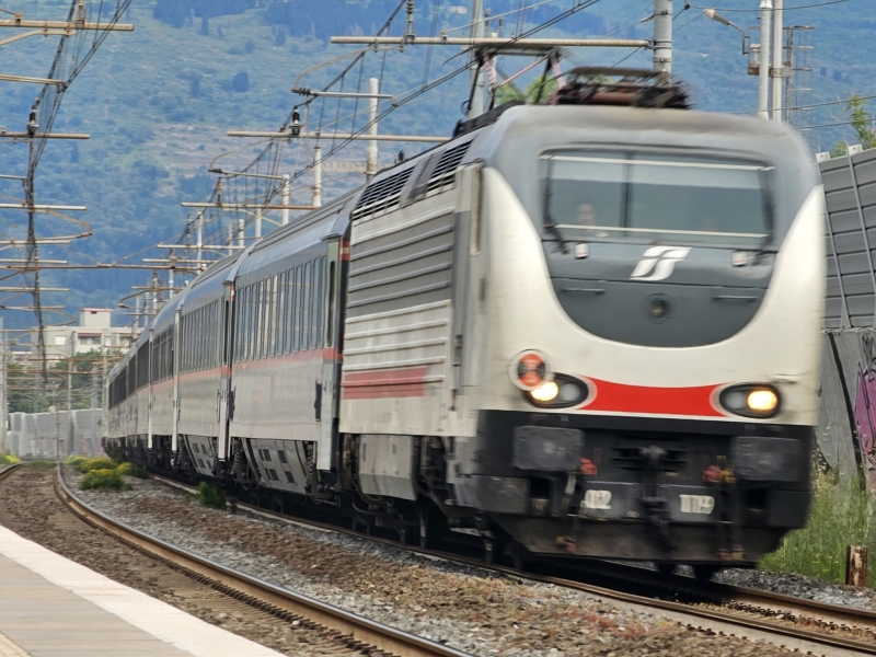 Clicca per vedere l'immagine alla massima grandezza